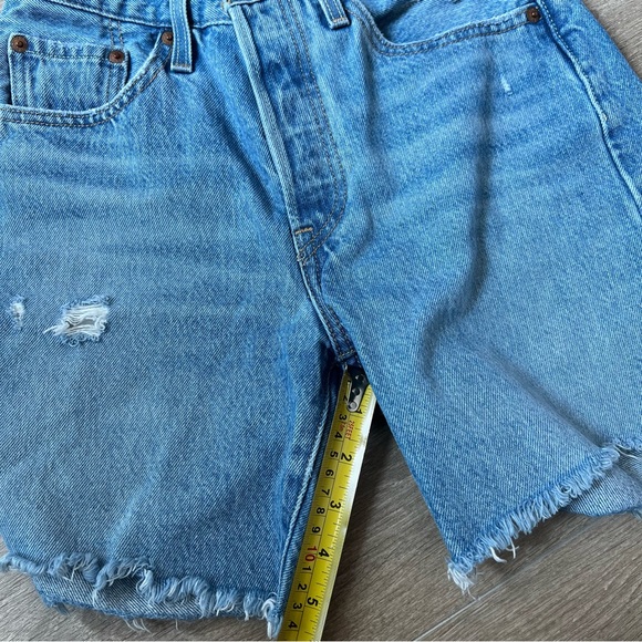 Levi’s 501 Long Short - Picture 10 of 10